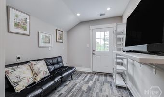 705 E Park Ave, Savannah, GA 31401