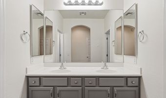 42424 N GAVILAN PEAK Pkwy 28102, Anthem, AZ 85086