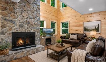 549 Clubhouse Dr, Banner Elk, NC 28604