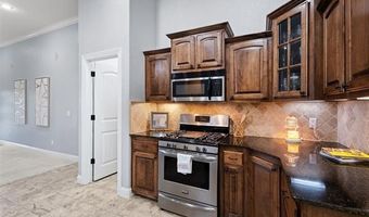5711 Nottingham Pl, Bartlesville, OK 74006
