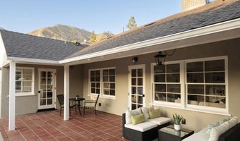2185 N Roosevelt Ave, Altadena, CA 91001