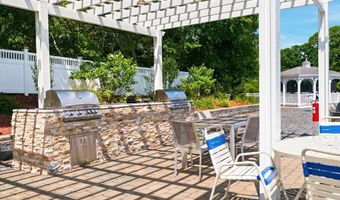 27 Castle Rd 153, Attleboro, MA 02703