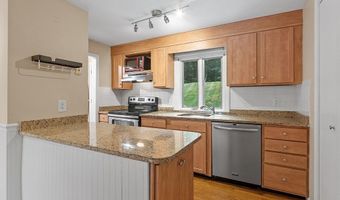 28 Harris St 2, Acton, MA 01720