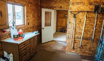 29 WHITE POINT Rd, Cora, WY 82925