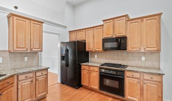 723 York View Dr, Auburn, GA 30011