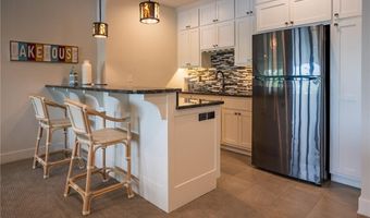 1038 Lake Viking Ter, Altamont, MO 64620