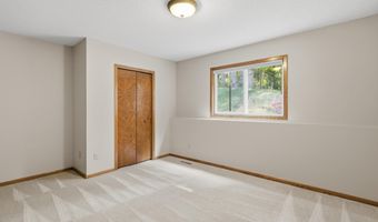 13150 Fordham Ct, Apple Valley, MN 55124