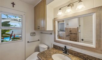 676 Mokapu Rd, Kailua, HI 96734