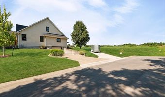 3401 N 154th St, Basehor, KS 66007