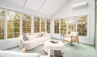 21 Great Heron Ln 21, Brookfield, CT 06804