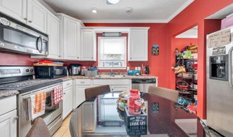 404 9th St, Altavista, VA 24517