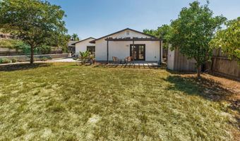 3325 Heather Ln, Oceanside, CA 92056