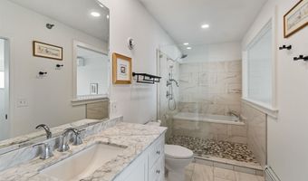 33 North Ave 12, Burlington, VT 05401
