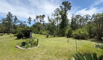 2609 Arpana Cir, Alford, FL 32420