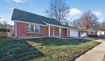 618 Running Creek Dr, Ballwin, MO 63021