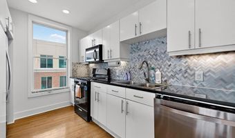 5055 Addison Cir 736, Addison, TX 75001