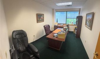 1611 Pond Rd 403, Allentown, PA 18104
