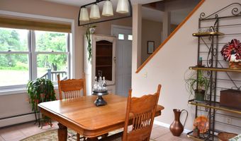 9 Strawberry Ln, Barre, VT 05641
