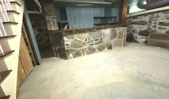 199 Main St, Belfast, ME 04915
