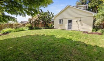 1814 4th St, Astoria, OR 97103