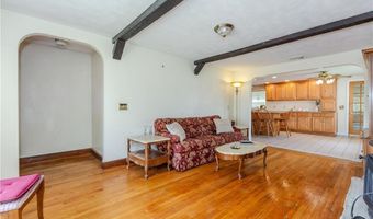 200 Princess Ave, Cranston, RI 02920