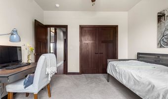 6600 N KUREY Dr, Appleton, WI 54913