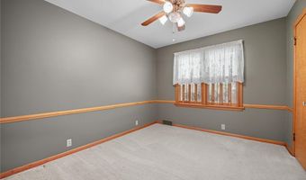 715 Holden Dr, Ashtabula, OH 44004