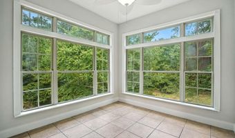 16 Oak Grv, Adairsville, GA 30103