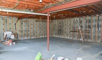 499 W River Rd, Augusta, ME 04330