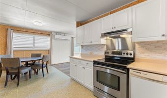 2915 Koali Rd C, Honolulu, HI 96826