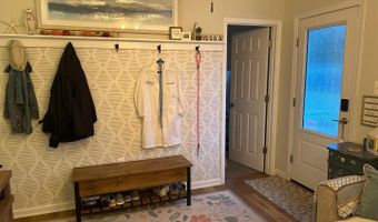 27 DORSEY Ave, Annapolis, MD 21401