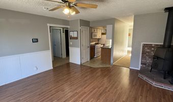 217 7th St, Fernley, NV 89408