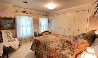 409 N Wilson St, Ainsworth, NE 69210