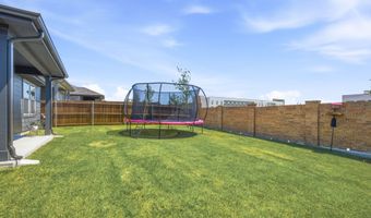 500 Thorn Creek Dr, Anna, TX 75409