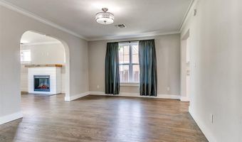 1127 S 19th St, Chickasha, OK 73018