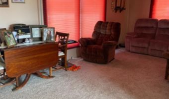 603 E 1st St, Buffalo, SD 57720