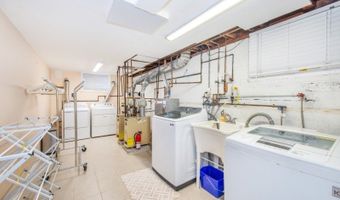 230 Avenue A, Bayonne, NJ 07002