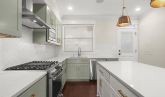 626 S EATON St, Baltimore, MD 21224