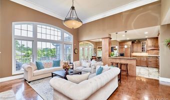 259 Meadowbrook Country Club Est, Ballwin, MO 63011