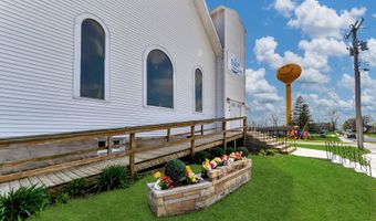 124 W Hobart St, Ashley, IN 46705
