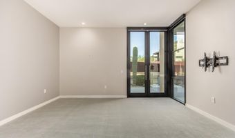 6525 E CAVE CREEK Rd 3, Cave Creek, AZ 85331