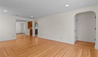 65 Howland Rd, Cranston, RI 02910
