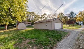 1129 Riley St, Atchison, KS 66002