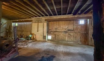 930 Osman Rd, Alum Bank, PA 15521