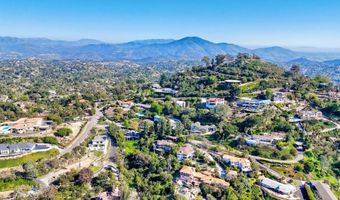 9945 Alto Dr, La Mesa, CA 91941