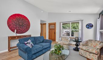414 Parkside Dr, Ashland, OR 97520