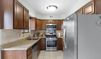 192 Clubhouse Dr, Middletown, NJ 07748
