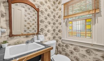 6005 ANNISTON Rd, Bethesda, MD 20817