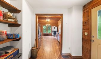 21179 Green Spring Rd, Abingdon, VA 24211