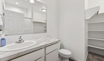 1305 12th St, Benton City, WA 99320